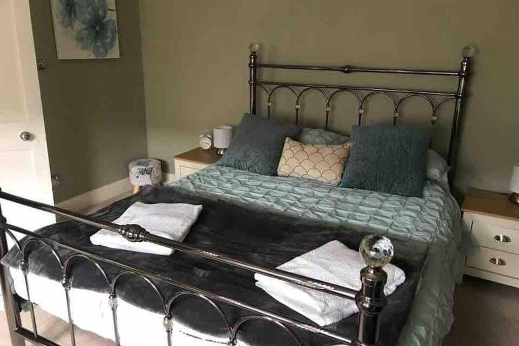 8A Tweed Cottage, Just Off The High St In ピーブルス エクステリア 写真